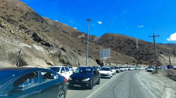 ترافیک فوق سنگین در جاده کرج - چالوس