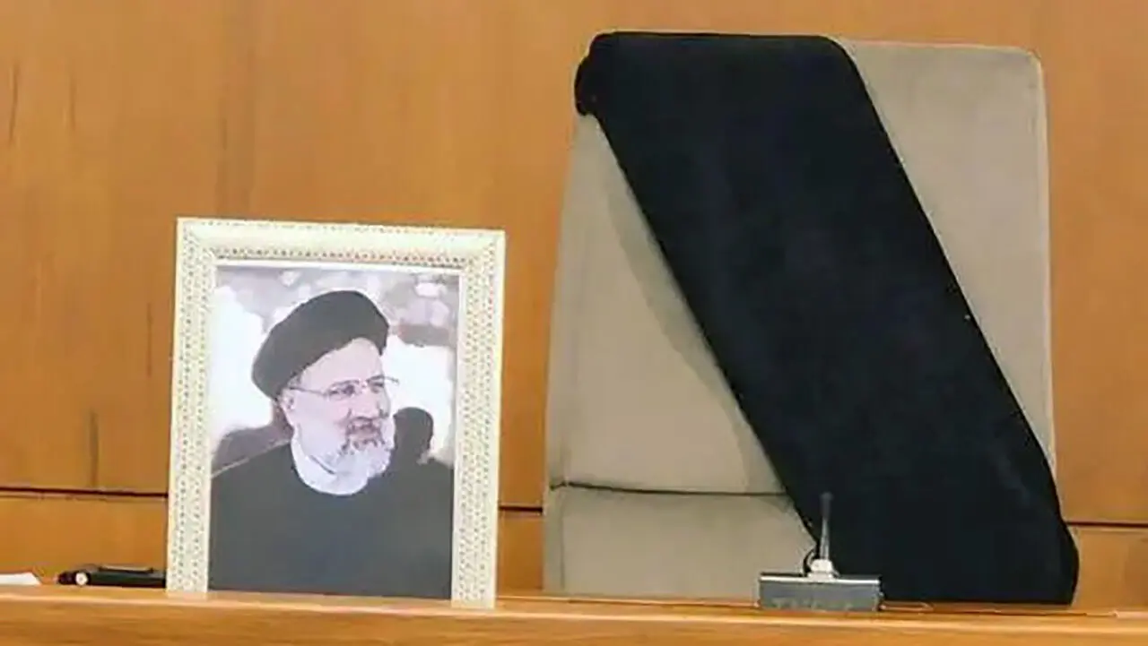 مسیر پر افتخار آیت الله رئیسی قهرمان و خادم ملت ادامه دارد/ زمان و مکان دقیقِ مراسم وداع با رئیس‌جمهورِ شهید و همراهانش اعلام می شود