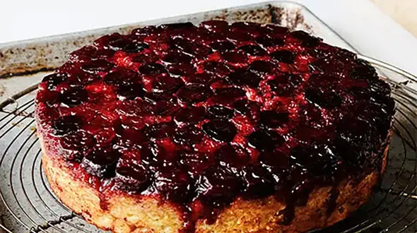 طرز تهیه کیک آلبالویی / فیلم
