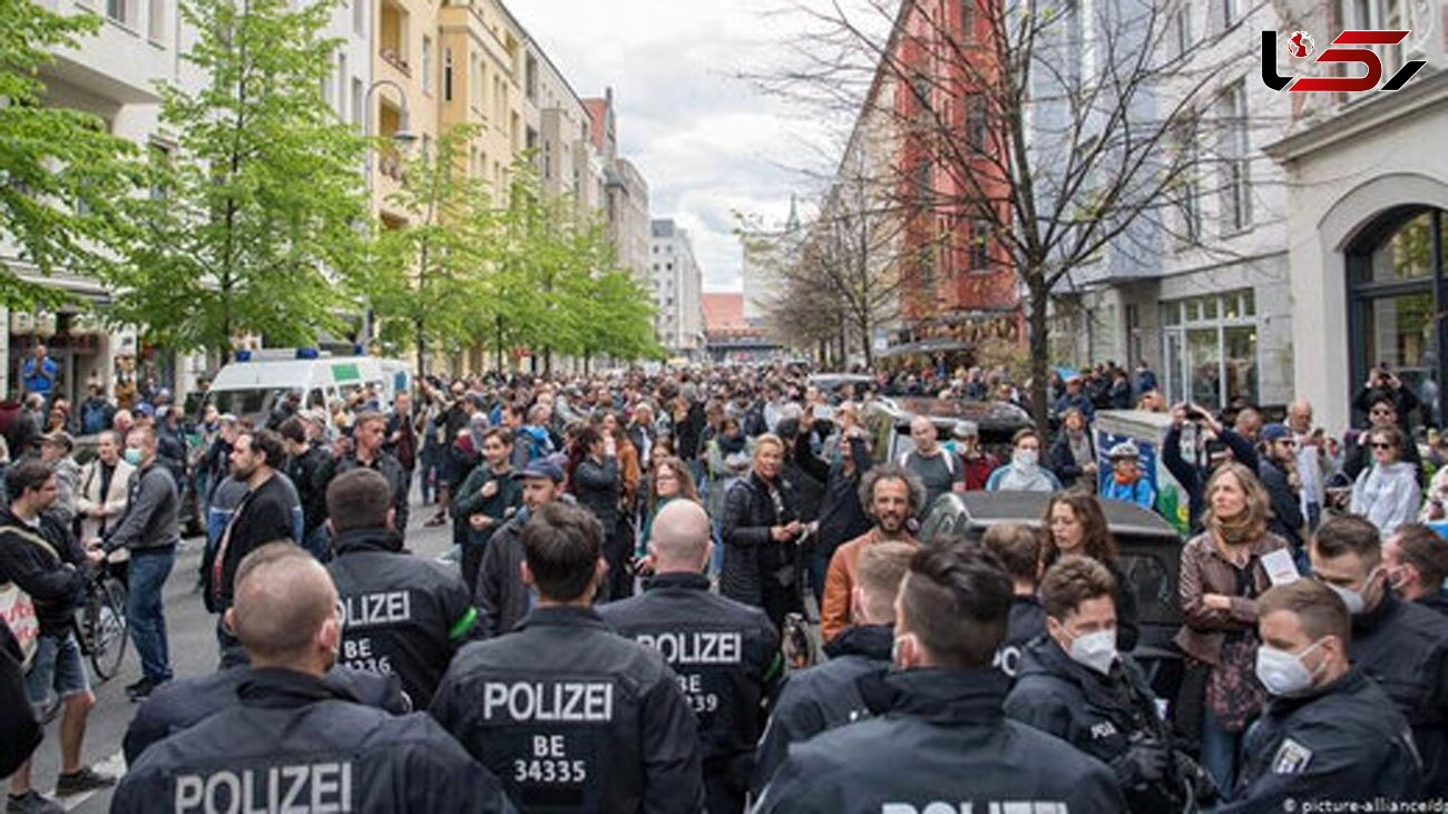 اعتراض آلمانی‌ها به سیاست دولت در قبال محدودیت‌های کرونایی + فیلم

