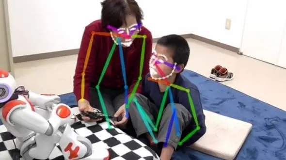 کودکان اوتیسمی با ربات درمان می شوند