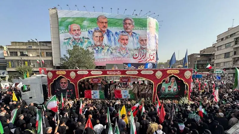 تشییع پیکر شهدای تجاوز رژیم صهیونیستی به ایران