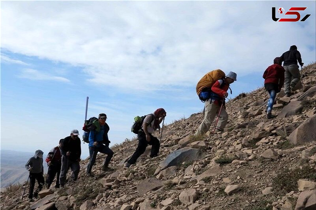 کوهنوردان گرفتار در لرستان نجات یافتند