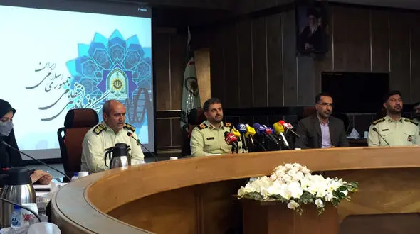 سخنگوی فراجا: بازداشت ۷ هزار و ۱۱۳ قاچاقچی و احتکار کننده کالای اساسی / دستگیری بیش از ۱۴ هزار نفر مخل نظم بازار ارز و سرمایه