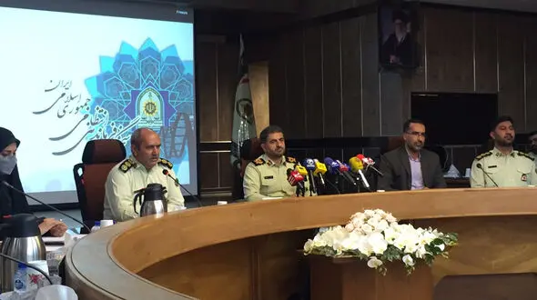 سخنگوی فراجا: بازداشت ۷ هزار و ۱۱۳ قاچاقچی و احتکار کننده کالای اساسی / دستگیری بیش از ۱۴ هزار نفر مخل نظم بازار ارز و سرمایه
