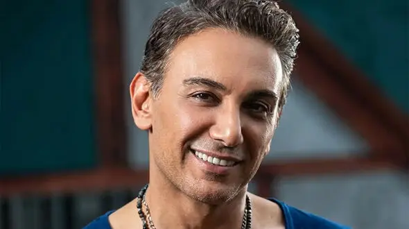 دانلود آهنگ شادمهر عقیلی ( ورژن هوش مصنوعی ) به نام یه روز یه باغبونی