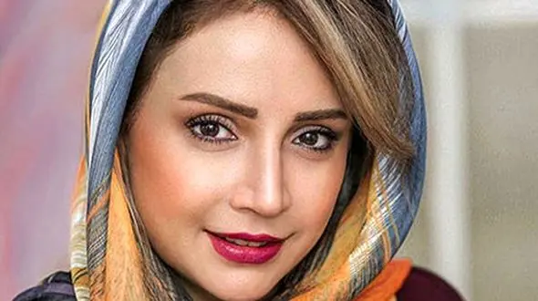 فیلم / نگاهی به دکوراسیون و  چیدمان انگلیسی خانه شبنم قلی خانی با تم کلاسیک و هنری / از آویزهای چشم نواز تا گردسوزها مدرن و مبلمان فرنگی ...