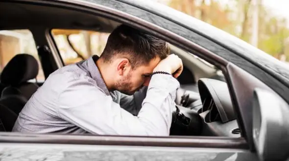 درمان ماشین‌ گرفتگی با روش‌های مدرن و موثر / اسرار سلامت