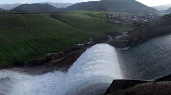  سد 'ایوشان' خرم آباد سرریز کرد