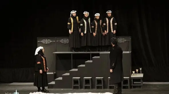 اهالی هنر و تئاتر بخوانند!