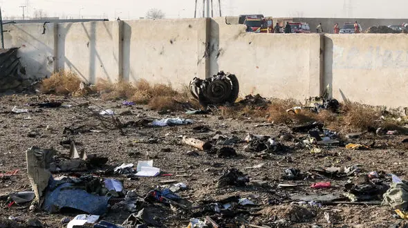 فیلم تکاندهنده از مردی که همسر و فرزندش را در هواپیمای اوکراین از دست داد + عکس