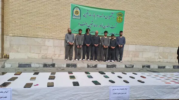 چهره این مردان را شناسایی کنید ! / این باند فامیلی مثل آب خوردن مردم را سرکیسه می کردند + عکس