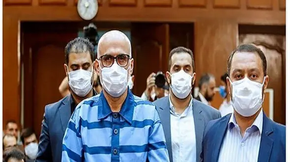 «اکبر طبری» آزاد نشده است / میزان قرار وثیقه او تغییر کرد!