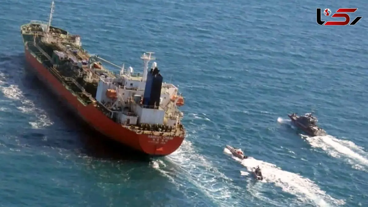 کشف بزرگ قاچاق نفتکش در خلیج فارس /  ارزش حیرت‌انگیز ۷۰۰ میلیارد تومانی
