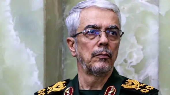 عکس سفر در زمان / «سرلشکر باقری» به همراه معاونان اش در کربلا /  سال 1402