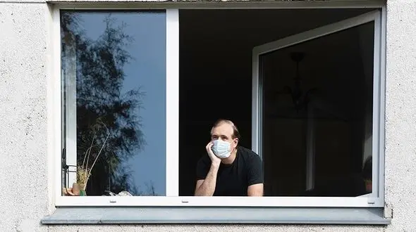 افزایش افسردگی کرونایی و خشونت / نبود صندلی روانشناسان و  جامعه شناسان در ستاد مبارزه با کرونا