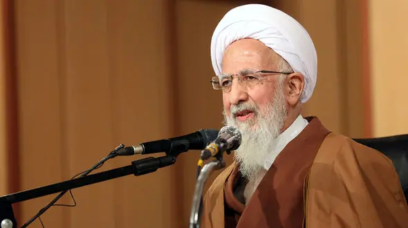 مردم گرفتار فقر بشوند، دین نیز از بین خواهد رفت / اختلاس ها از راه بانک ها می گذرد