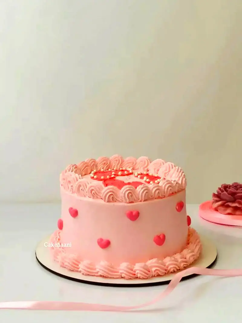 کیک تولد صورتی