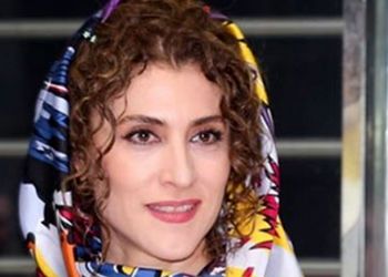 فیلم تحقیرآمیز از کارگری ویشکا آسایش بازیگر نقش قطام  در  رستوران خارجی /  گریه ها و فریادهای خانم بازیگر به مشتری آمریکایی
