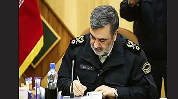  پیام تبریک سردار اشتری به سردار رادان فرمانده جدید فراجا