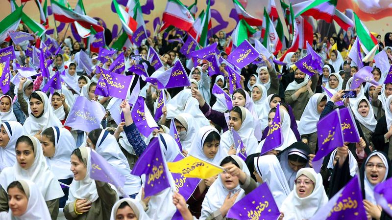 آیت الله سید ابراهیم رئیسی صبح امروز چهارشنبه در آیین گرامیداشت روز دختر و « جشن دختران آرمانی » که در مجموعه 12 هزار نفری آزادی برگزار شد