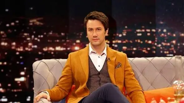 ژست متفاوت شاهرخ استخری،بازیگر جوکر2/فقط ده ثانیه وقت داشتم ژست بگیرم