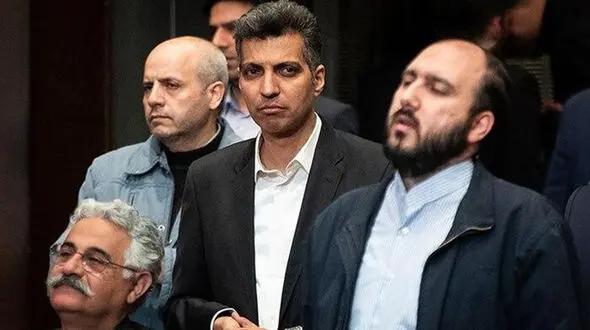 علی فروغی مدیر پرحاشیه شبکه 3 به کرونا مبتلا شد +عکس