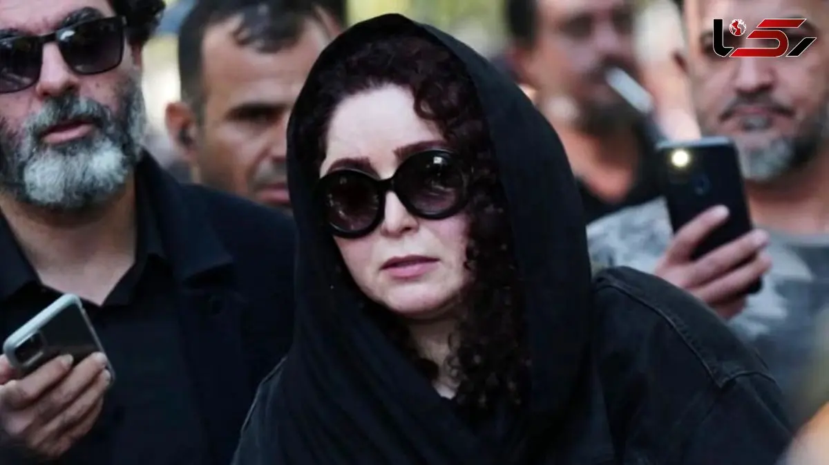 فیلم/ بازیگرانی که ژاله صامتی را در سخت‌ترین روز زندگی‌اش تنها نذاشتند؛ حضور بیتا سحرخیز، علیرضا استادی، گیتی قاسمی و... در مراسم ختم مادر ژاله صامتی/ روحش شاد