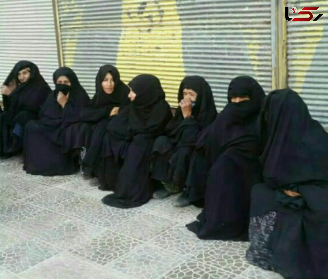 نماینده مجلس:به قالیباف گفتیم، زنان در لرستان در میدان می ایستند تا برای کارگری ساختمان برده شوند /خانم خزعلی نتایج کارهایش تاکنون را اعلام کند