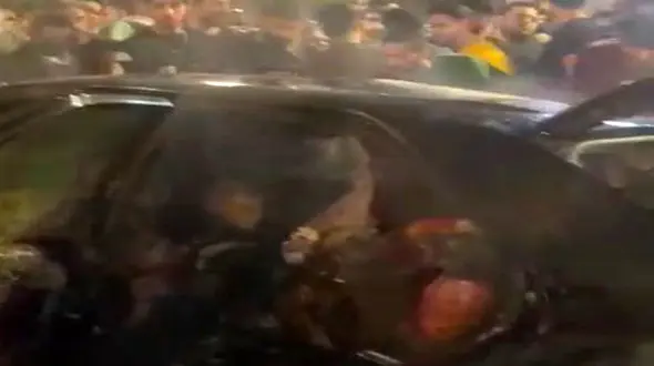 فیلم تلخ / مرگ زن جوان داخل زانتیای منفجر شده  / در بابلسر رخ داد