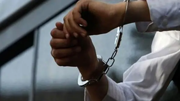 بازداشت راهزنان مسلح کامیون ها در شهرری / میلیاردی به جیب زده بودند