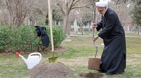 محسنی اژه‌ای: دولت‌های غربی بدترین تخریب‌های محیط زیست را انجام می‌دهند