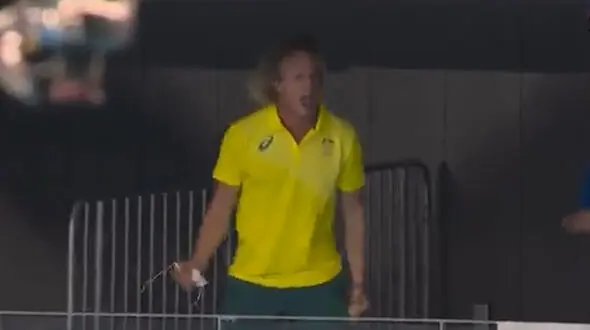 هیجان شدید مربی استرالیایی در رقابت های المپیک توکیو + فیلم 