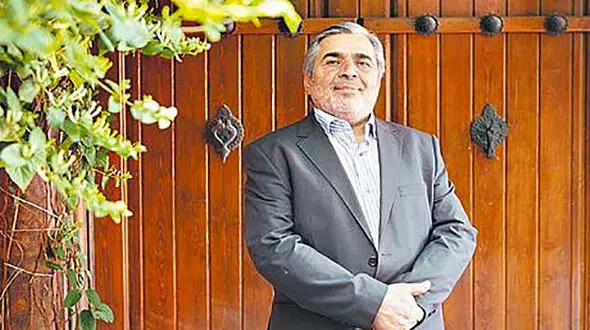 محسن کنگرلو بر اثر بیماری تنفسی در گذشت
