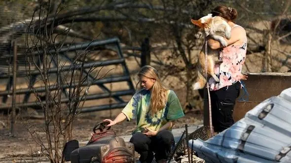 سوختن خانه‌های چند میلیون دلاری سلبریتی‌ها در آتش کالیفرنیا