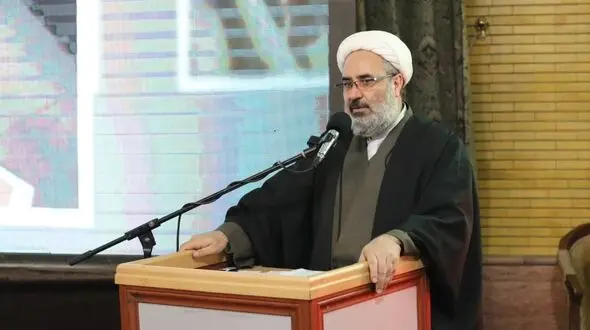 عاشورا نماد واقعی ایستادگی در مقابل دشمنان اسلام است