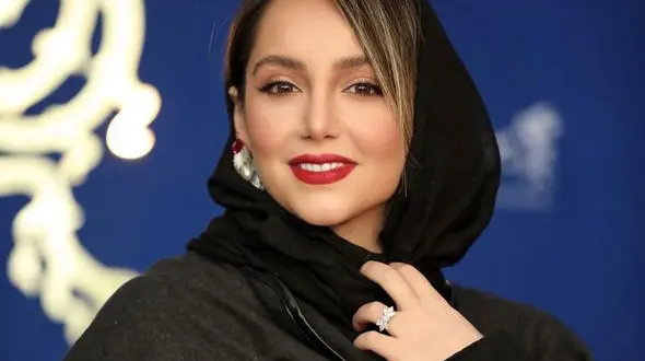 عجیب ترین لباس عروس بر تن  نازنین بیاتی ! / گریم عروسی که خانم بازیگر را نمی شناسید !