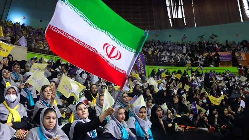آیت الله سید ابراهیم رئیسی صبح امروز چهارشنبه در آیین گرامیداشت روز دختر و « جشن دختران آرمانی » که در مجموعه 12 هزار نفری آزادی برگزار شد