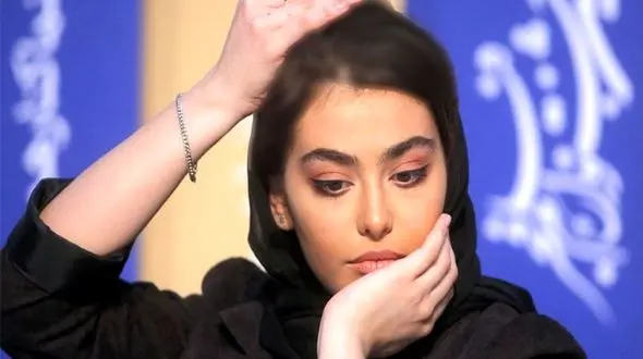 بدن نمایی ریحانه پارسا دوباره در ترکیه / دوست داره شبیه مرلین مونرو باشه !