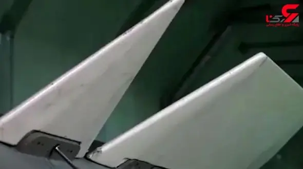 تصاویری از رونمایی موشک دزفول و کارخانه زیرزمینی موشک‌های نقطه‌زن سپاه پاسداران +فیلم 