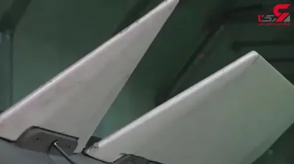 تصاویری از رونمایی موشک دزفول و کارخانه زیرزمینی موشک‌های نقطه‌زن سپاه پاسداران +فیلم 