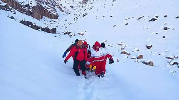 جدال 5 ساعته با یخ زدن مرگبار 2 مرد در تونل فارسان + جزییات