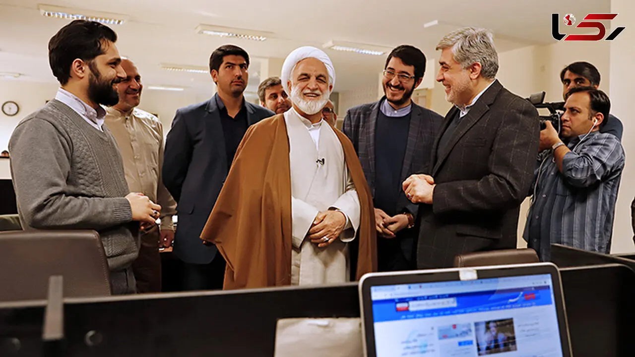 
رسانه‌ها می توانند برخی کجی‌ها را دنبال و آنها را اصلاح کنند / صرفاً با برخورد قضایی و انتظامی نمی‌توان جلوی فساد را گرفت
