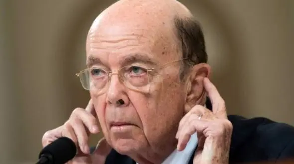 چُرت زدن‌های وزیر معروف دردسرساز شد+عکس

