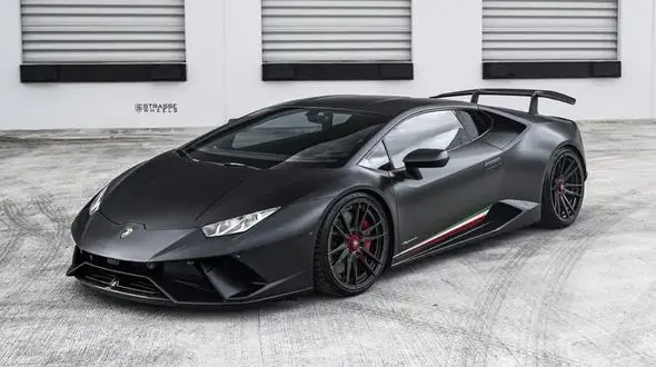 اجاره 120 میلیونی لامبورگینی روزهای عید در کیش + جدول