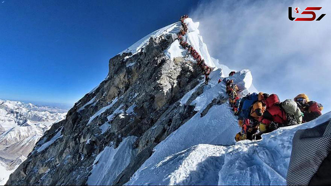 ترافیک در قله اورست؛ شمار کشته‌شدگان به ۱۰ نفر رسید