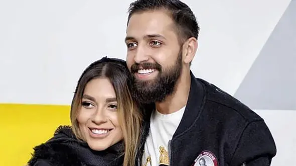 موتورسواری محسن افشانی و همسرش سویل+فیلم