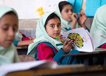 مرگ تلخ دختر دبیرستانی در حیاط مدرسه / در قشم رخ داد