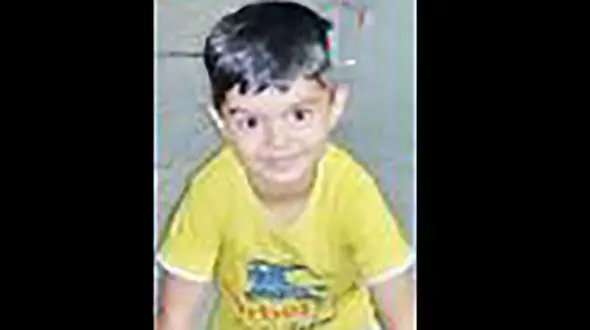 مرگ تلخ پسر ۴ ساله تهرانی مقابل چشمان پدر + عکس