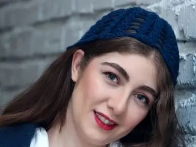 الیکا ناصری بازیگر سریال گردن زنی و یاغی این روزها در اوج درخشش است/ استایل گرم و دلنشین او را ببینید